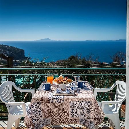 Casa Floriana Lejlighed Vico Equense Eksteriør billede