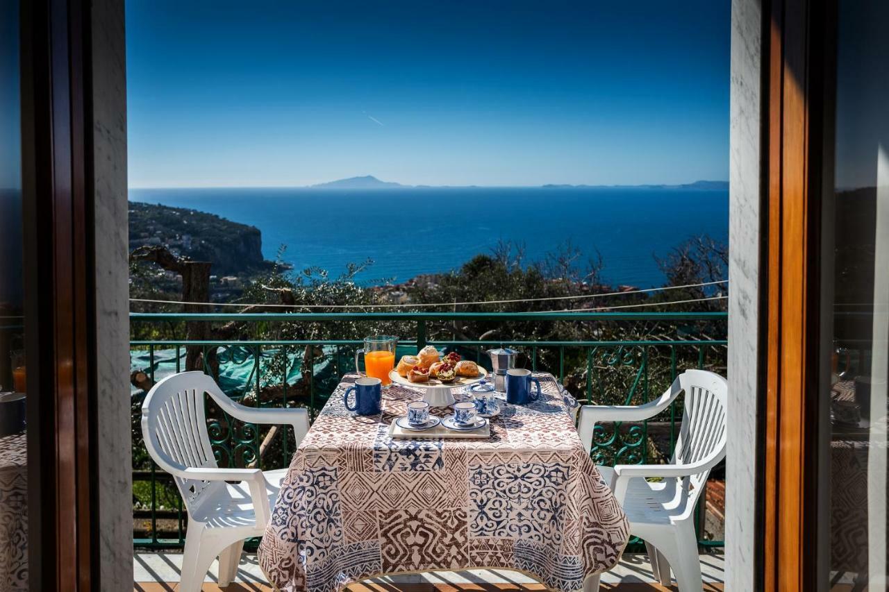Casa Floriana Lejlighed Vico Equense Eksteriør billede