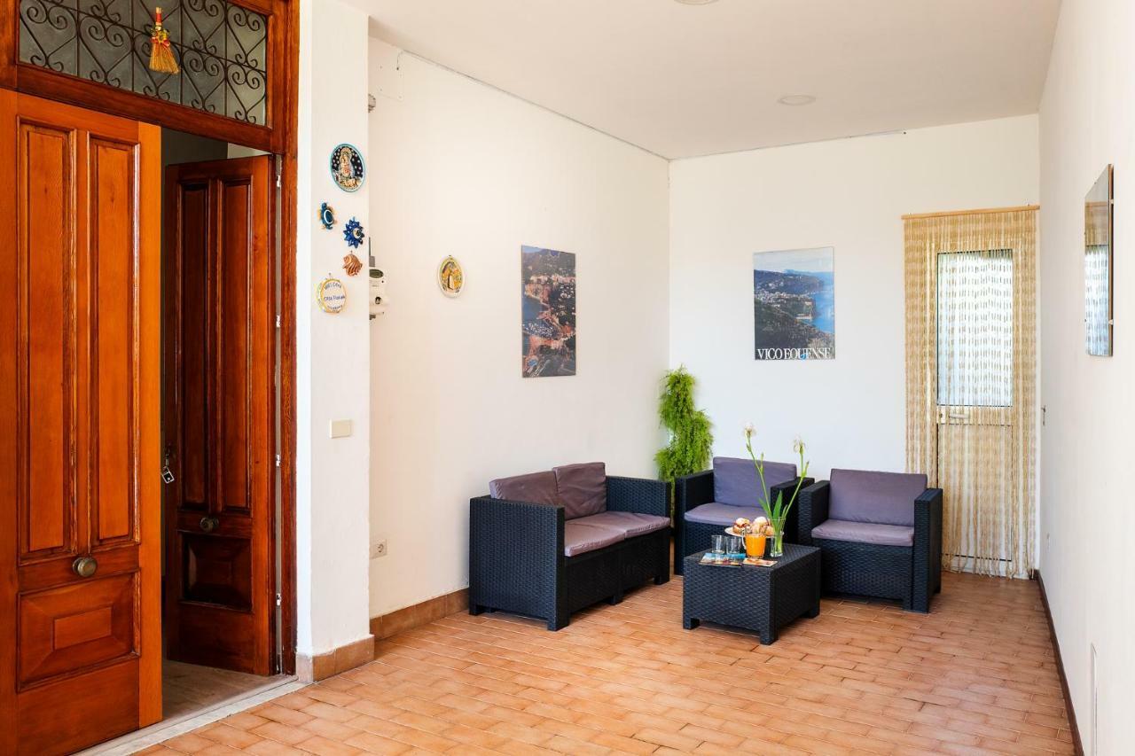 Casa Floriana Lejlighed Vico Equense Eksteriør billede